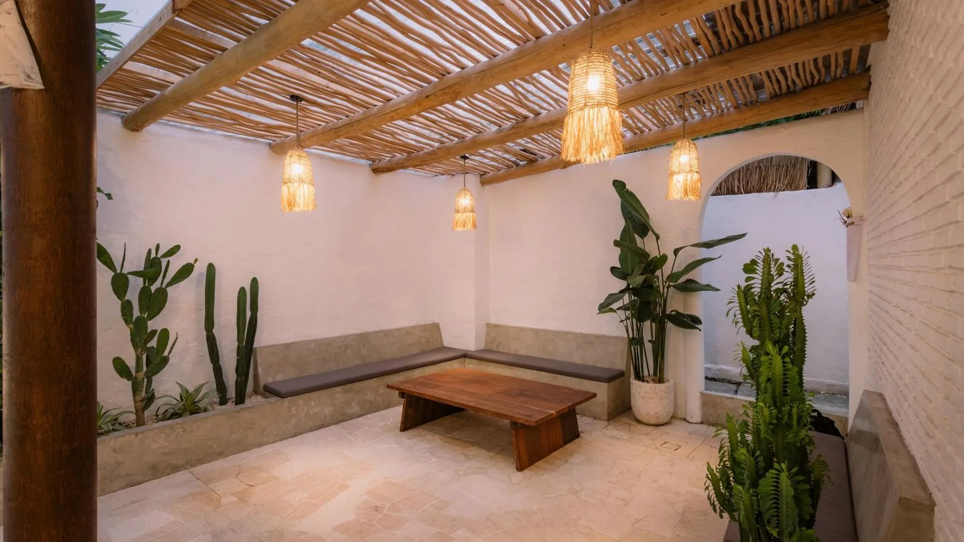 Villa Batu Putih Seminyak Σεμινιάκ